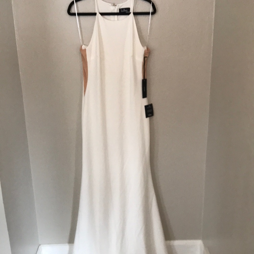 NWT Lulu’s White Maxi Dress